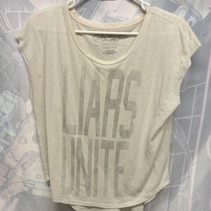 Aeropostale Graphic Tee - Liars Unite